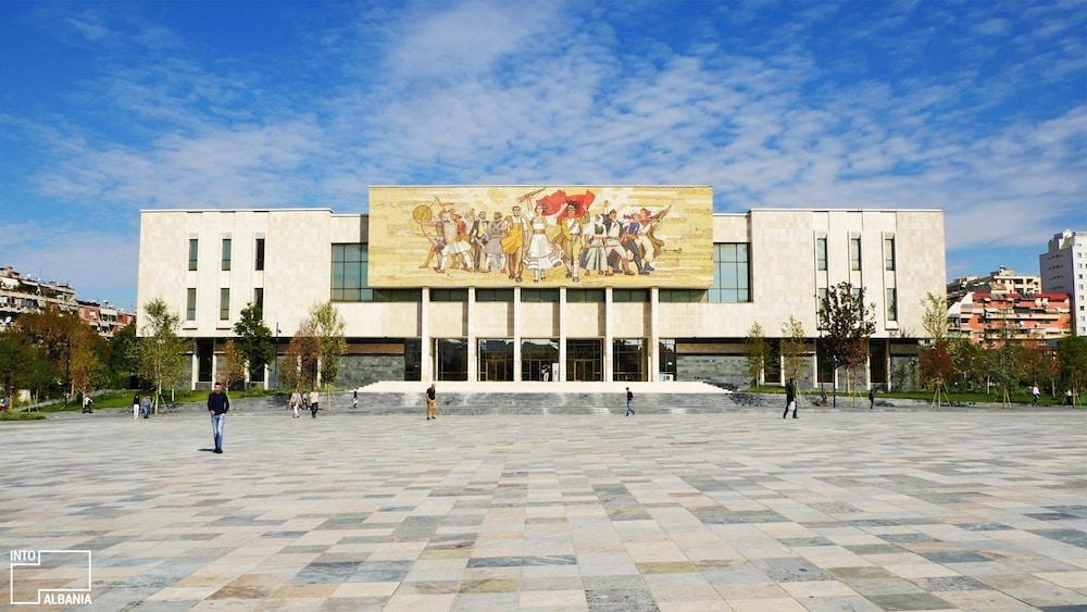 City 5 Hotel Tirana Exterior photo