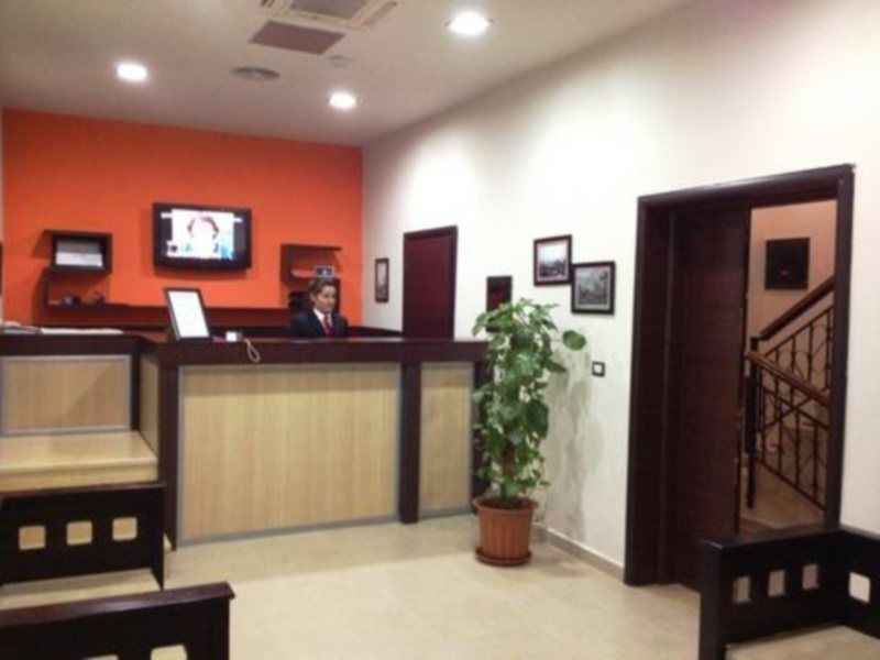 City 5 Hotel Tirana Exterior photo